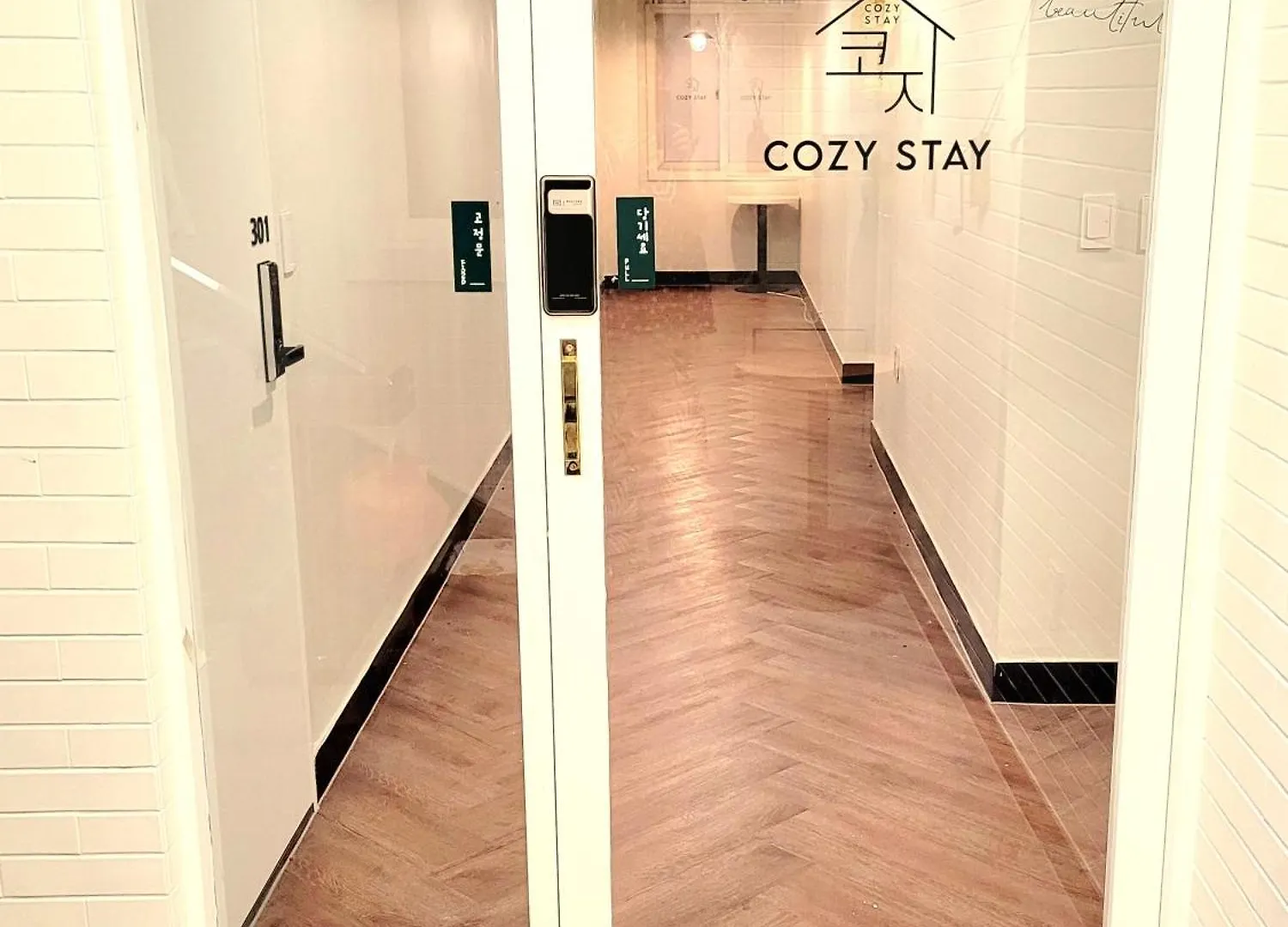 Cozy Stay Seomyeon Busan Hotel