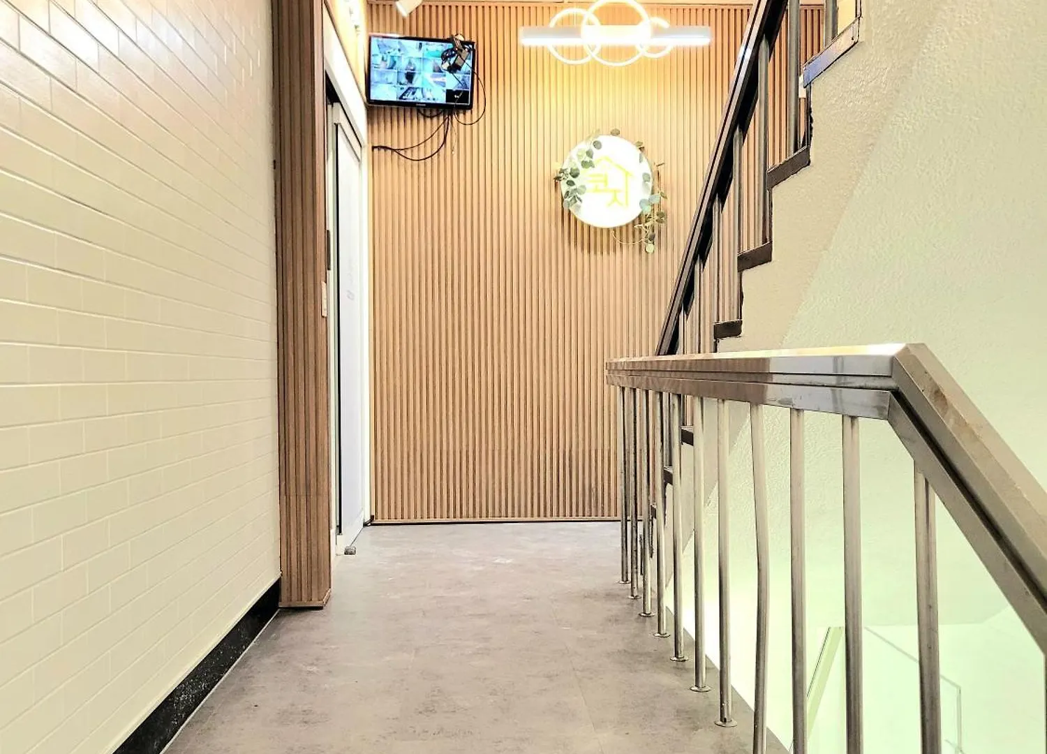 Cozy Stay Seomyeon Busan 0*,  South Korea